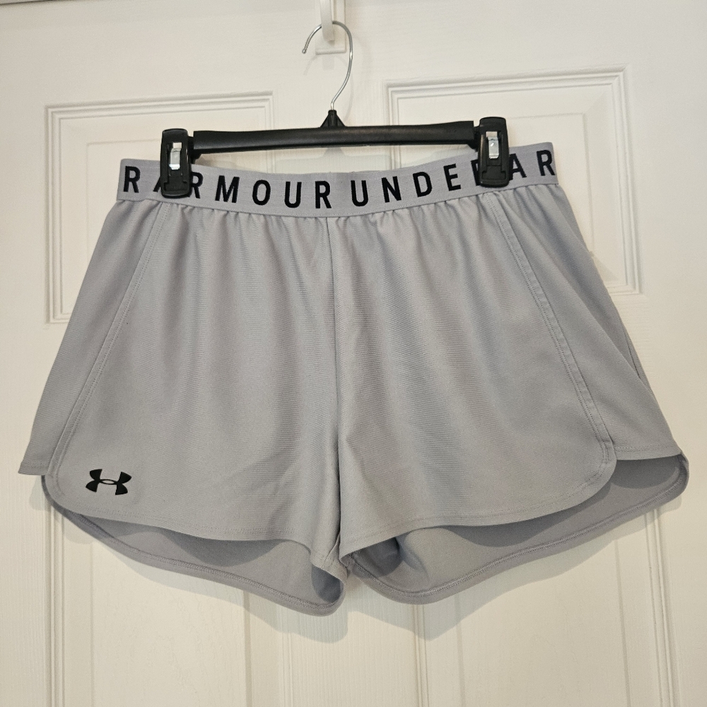 Under Armour Women's Light Gray Athletic Shorts
